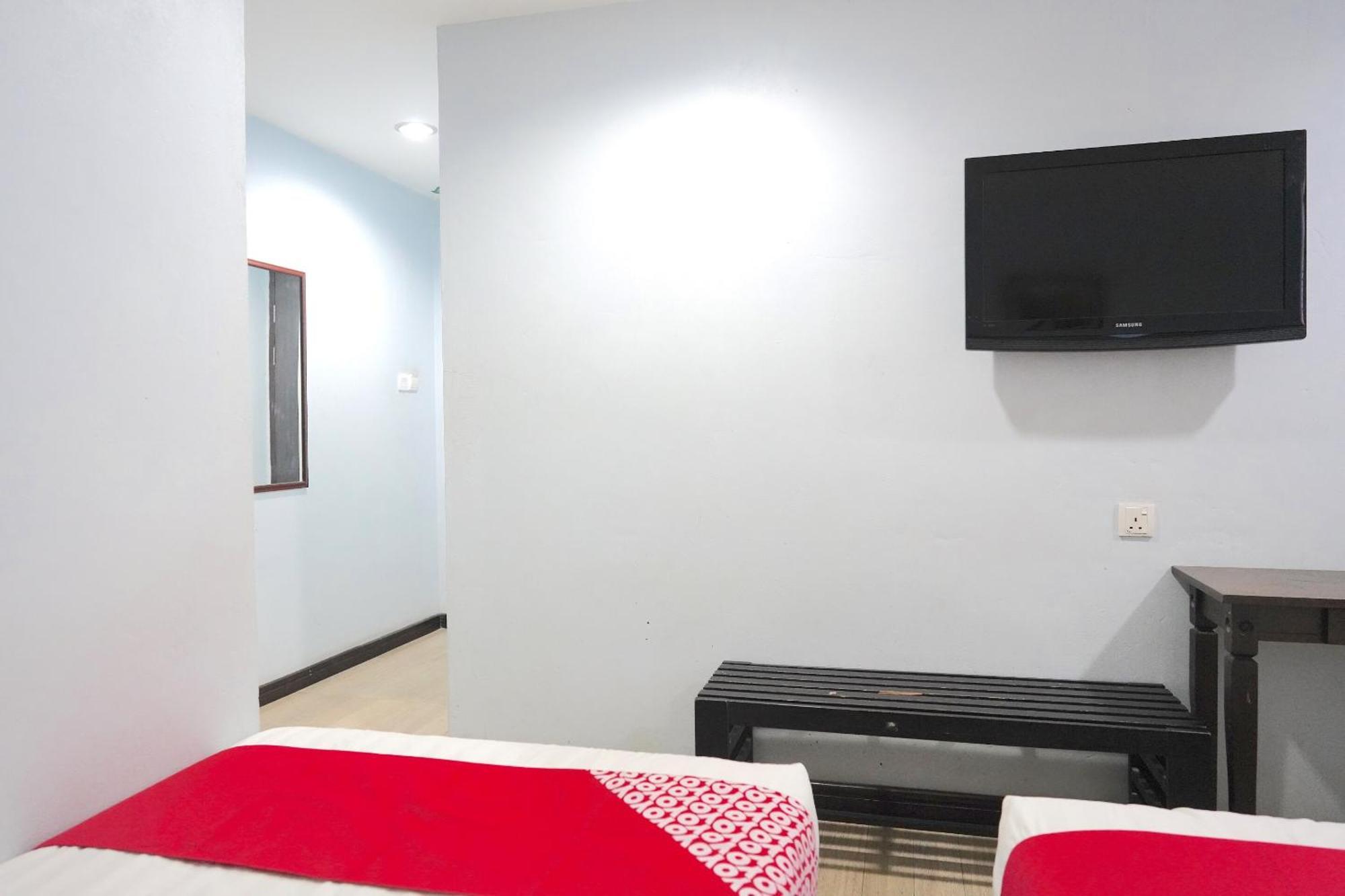 Super Oyo 89544 Utama Inn Bintulu Exterior foto